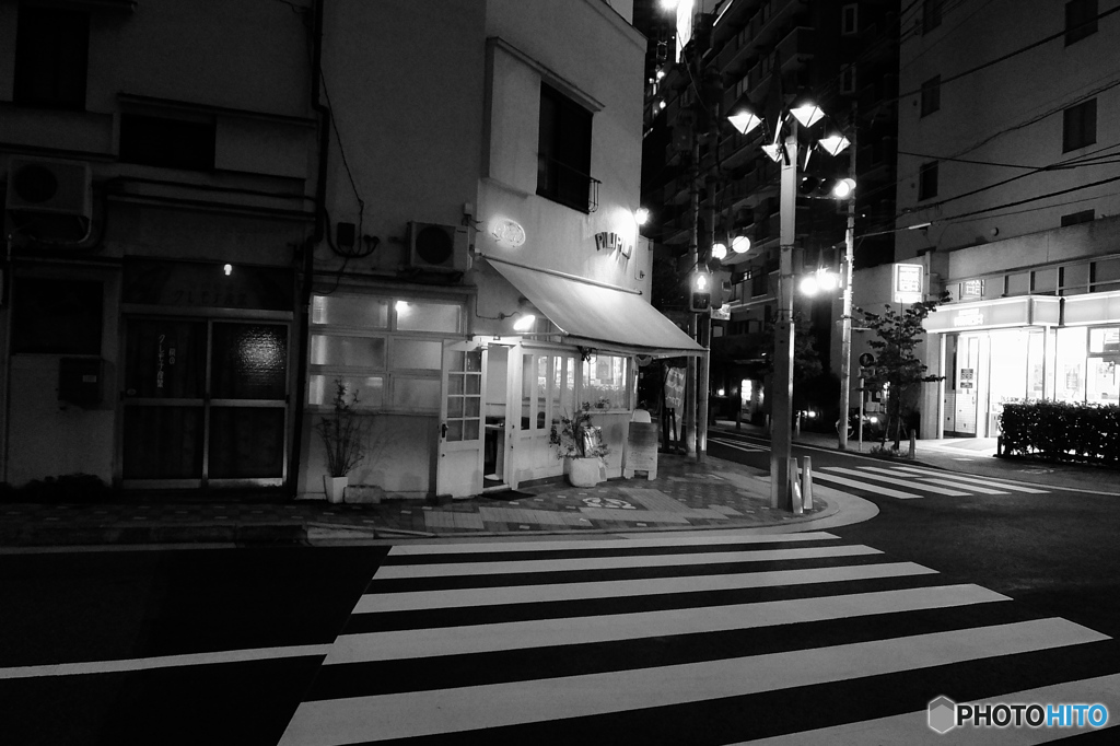 tokyo monochrome# (1444)