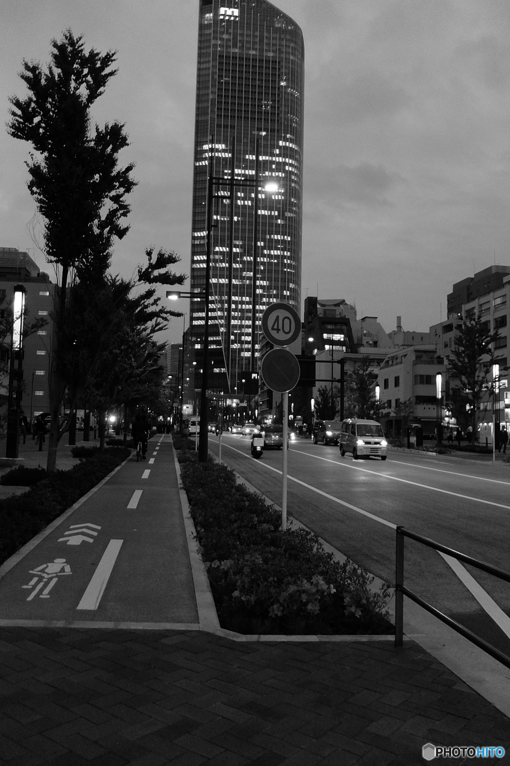 tokyo monochrome# (1490)