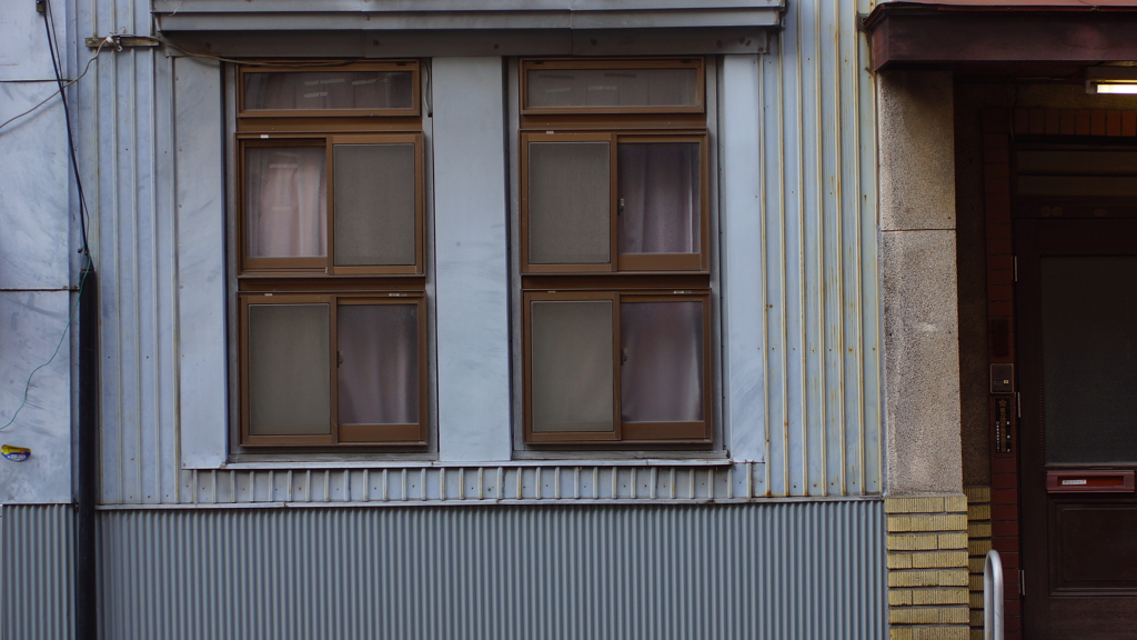 quiet color#803