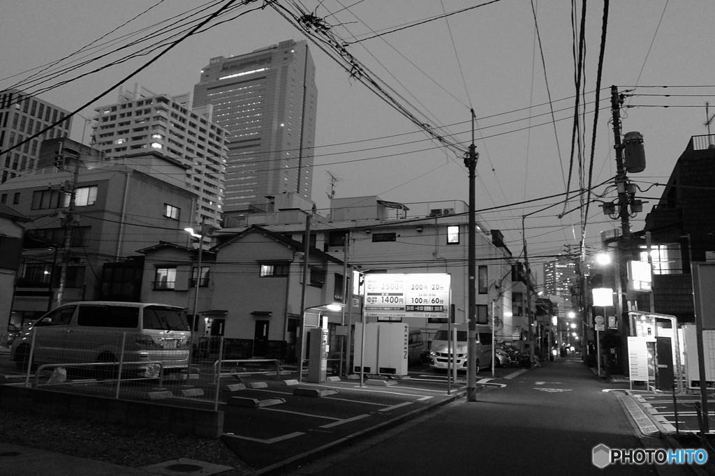tokyo monochrome# (1325)