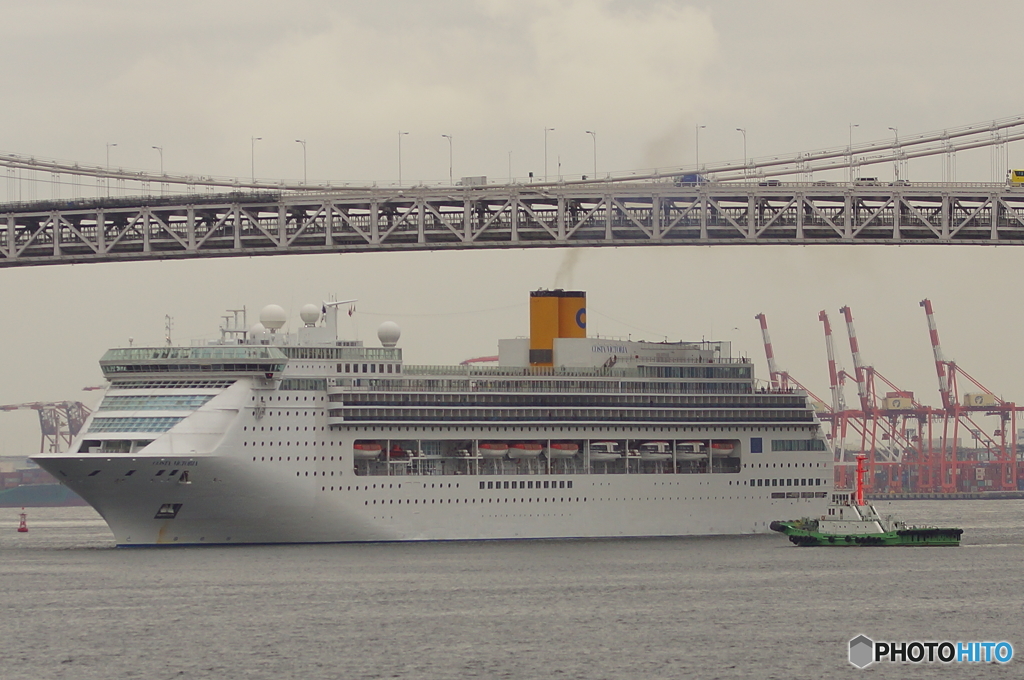 costa victoria　晴海来港