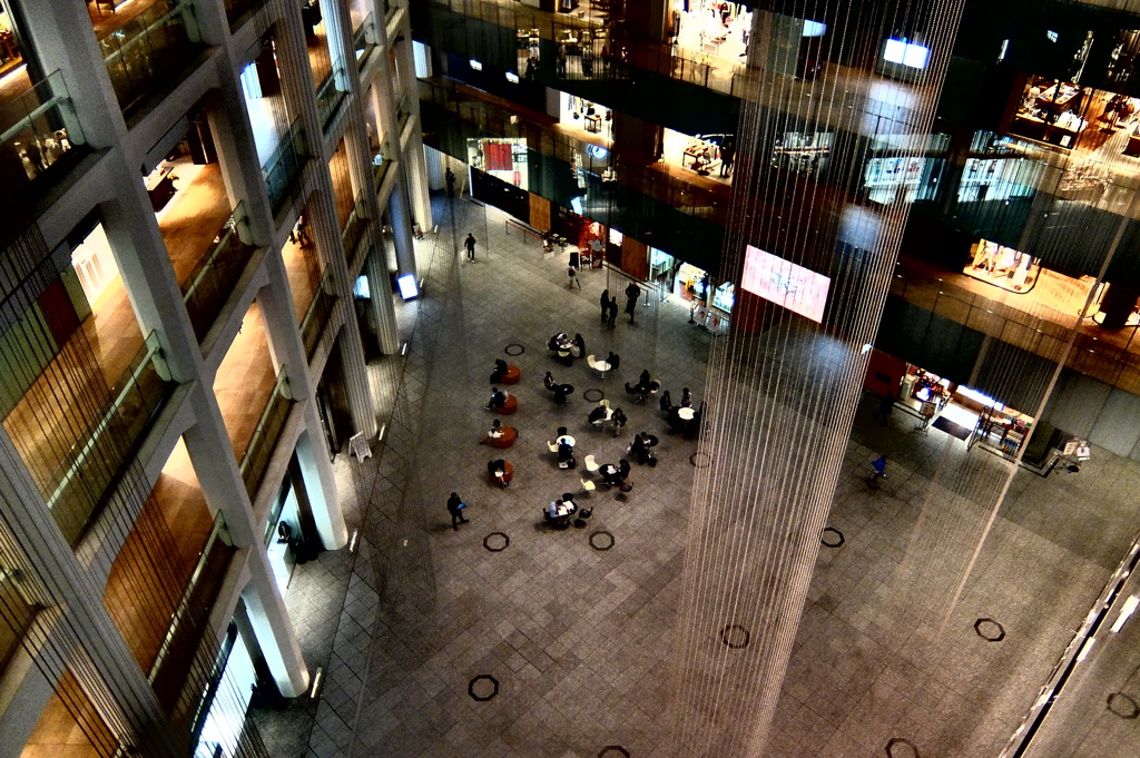 street coner illusion (416-1)