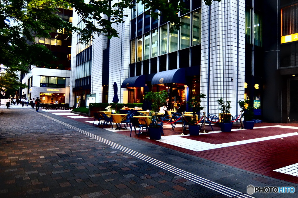 street coner illusion (448)