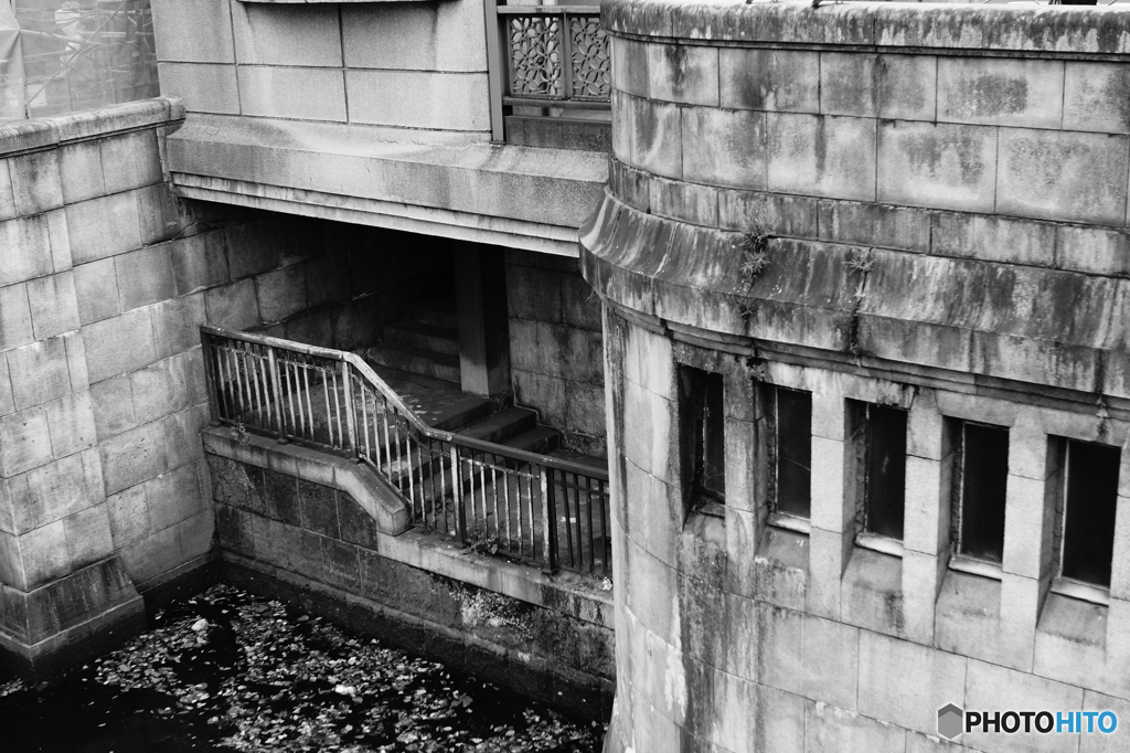 tokyo monochrome# (1040)