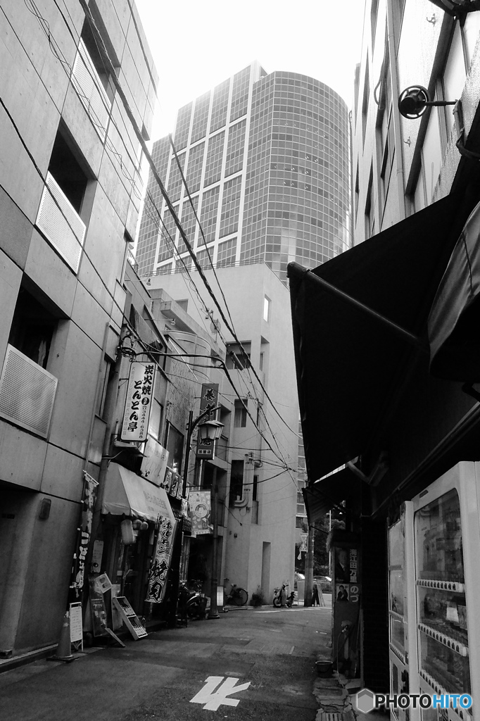 tokyo monochrome# (1662)