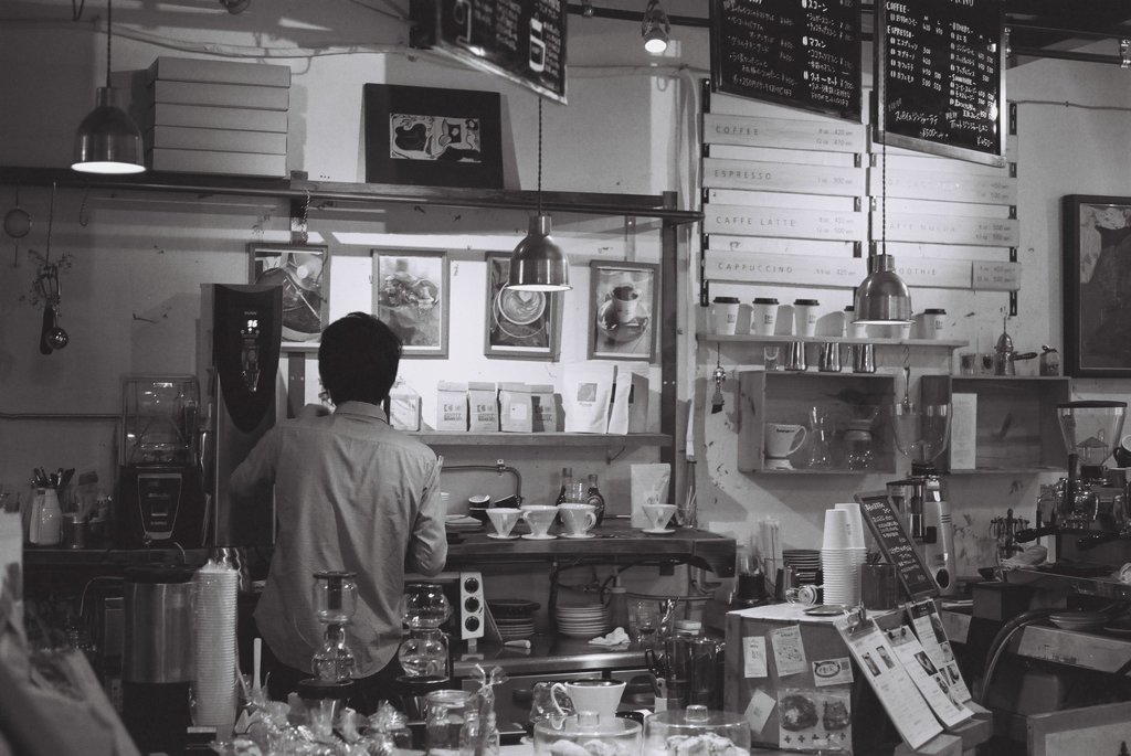 Time to spend in a cafe　14