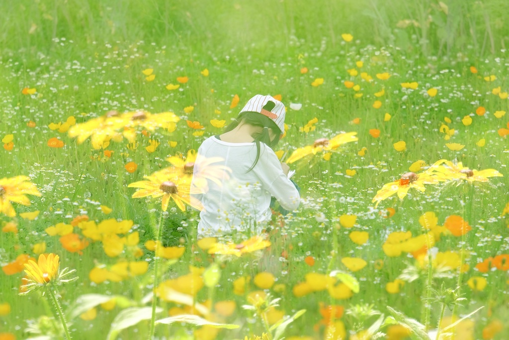 花の中の少女II