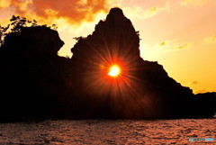 窓岩・・・　輪島　曽々木海岸
