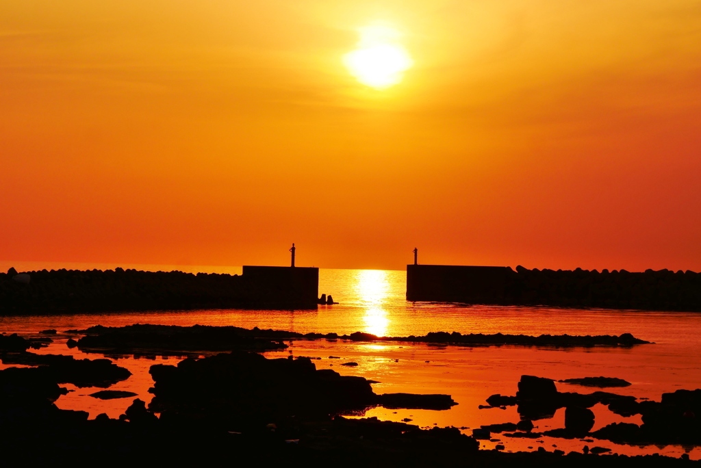 夕景　能登は赤住漁港