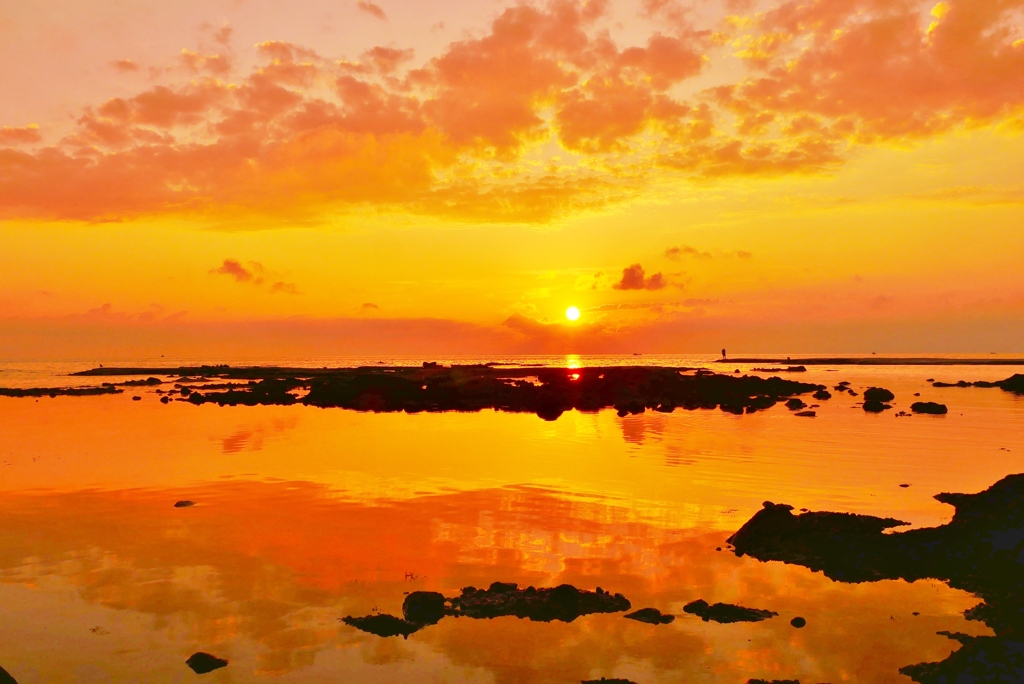 落陽　能登志賀町　百浦海岸