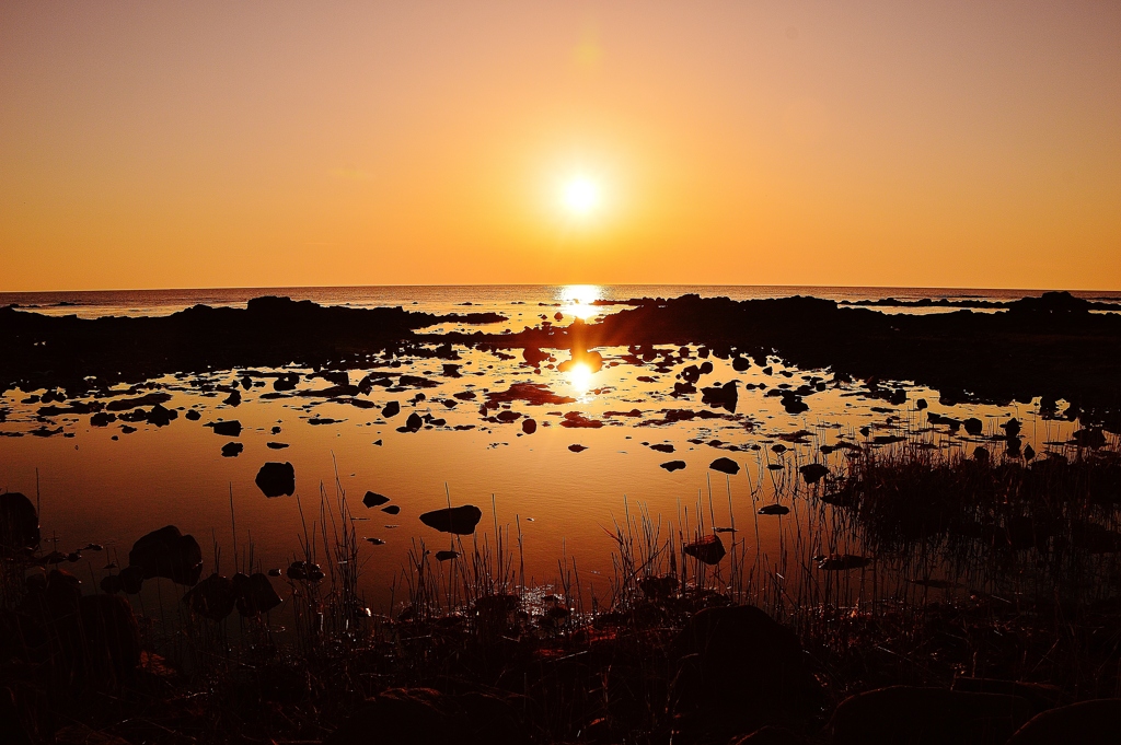 夕景　静寂の潮溜まり　　能登小浦海岸