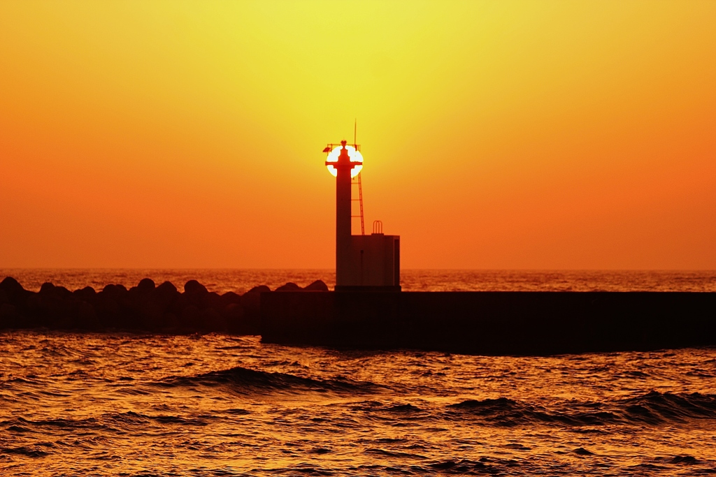 夕景　太陽の塔