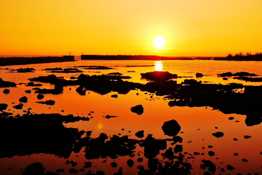 漁港の夕景　　能登