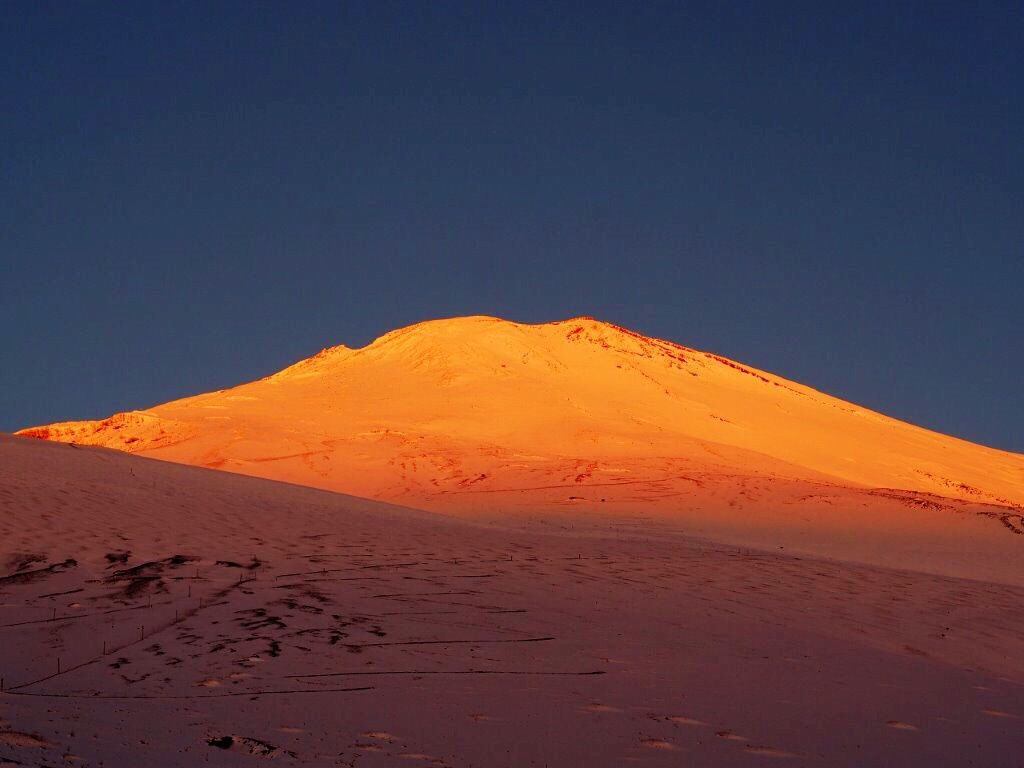 染まる富士山
