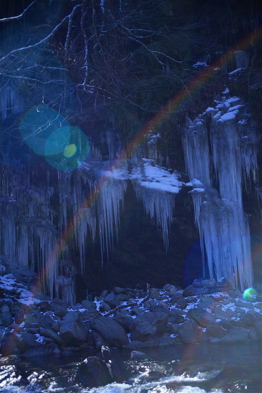 三十槌の氷柱