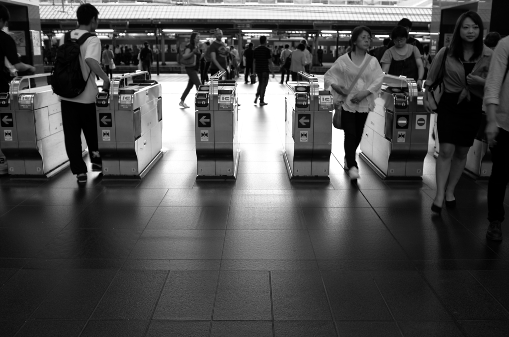 京都タワーに見送られ。