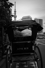 満員