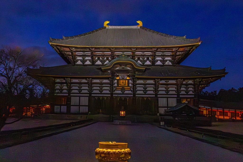 拝仏の館