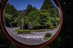 箱根峠カーブミラー