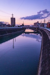 東海道鳴海にて