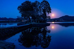 月昇の池５