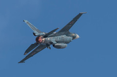 F-2のおしり