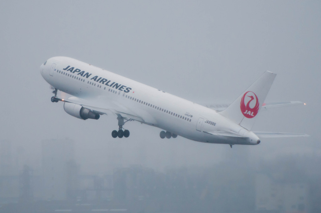 JAL　B767　離陸上昇