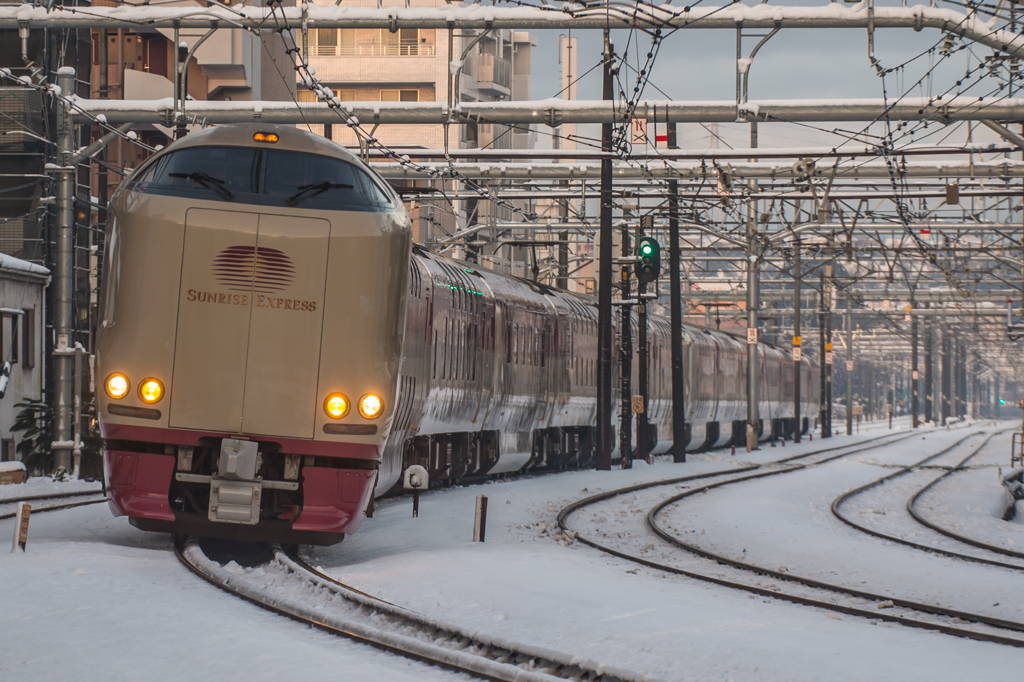 首都圏4年ぶりの大雪・・・16