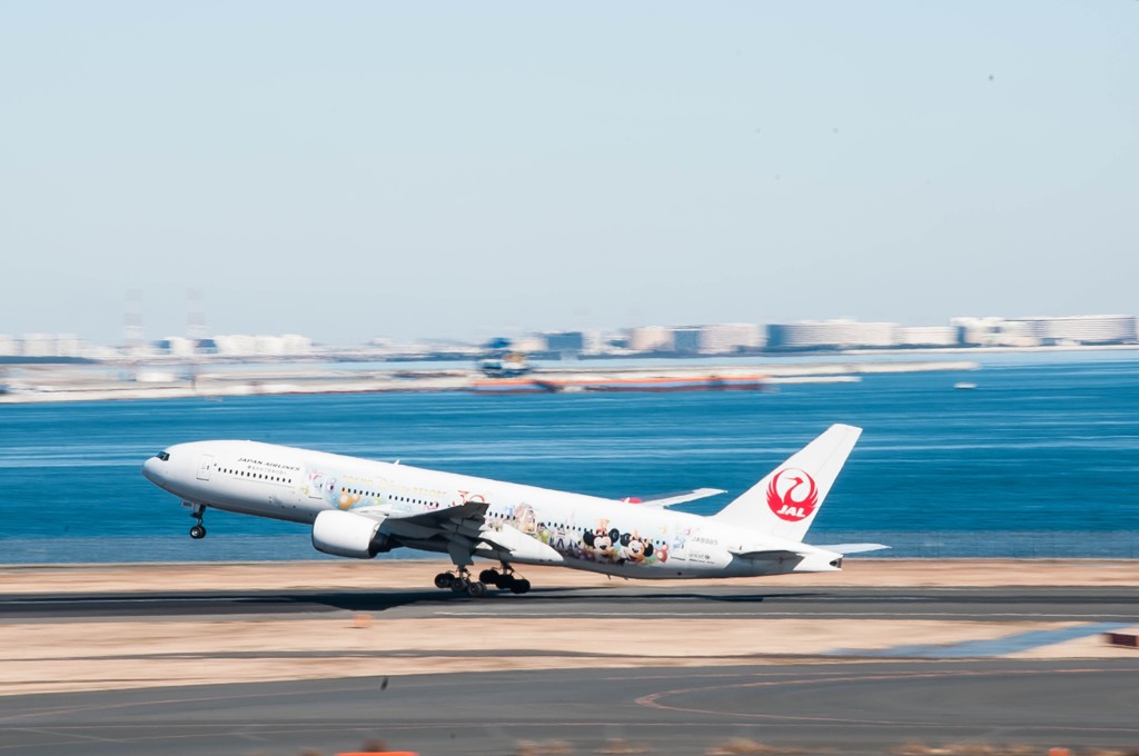 JAL　B777　ディズニー