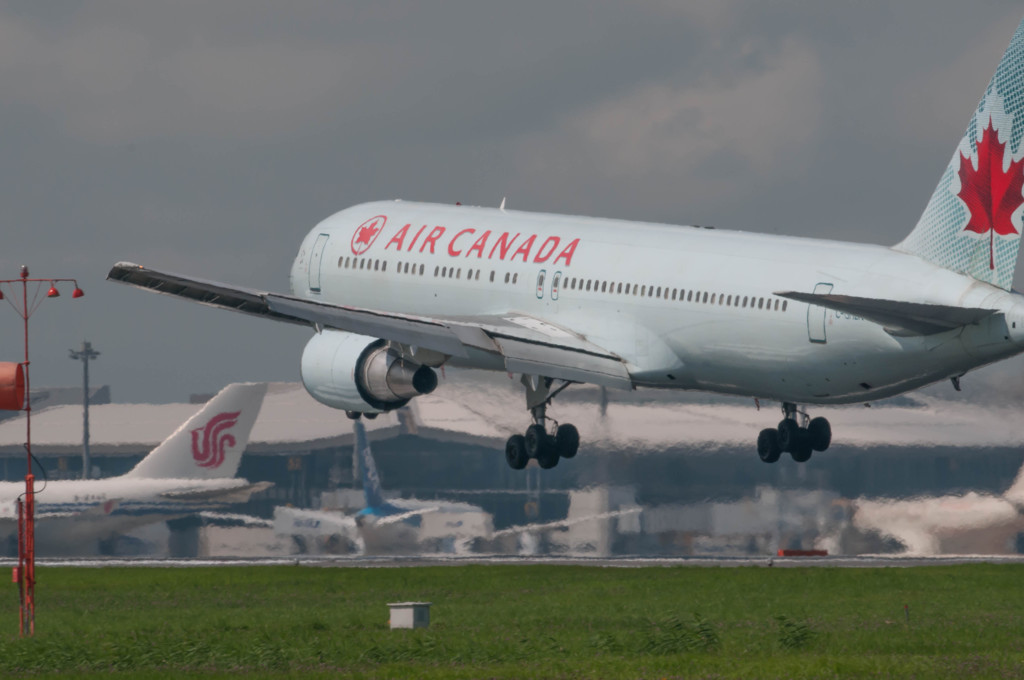 AIR　CANADA
