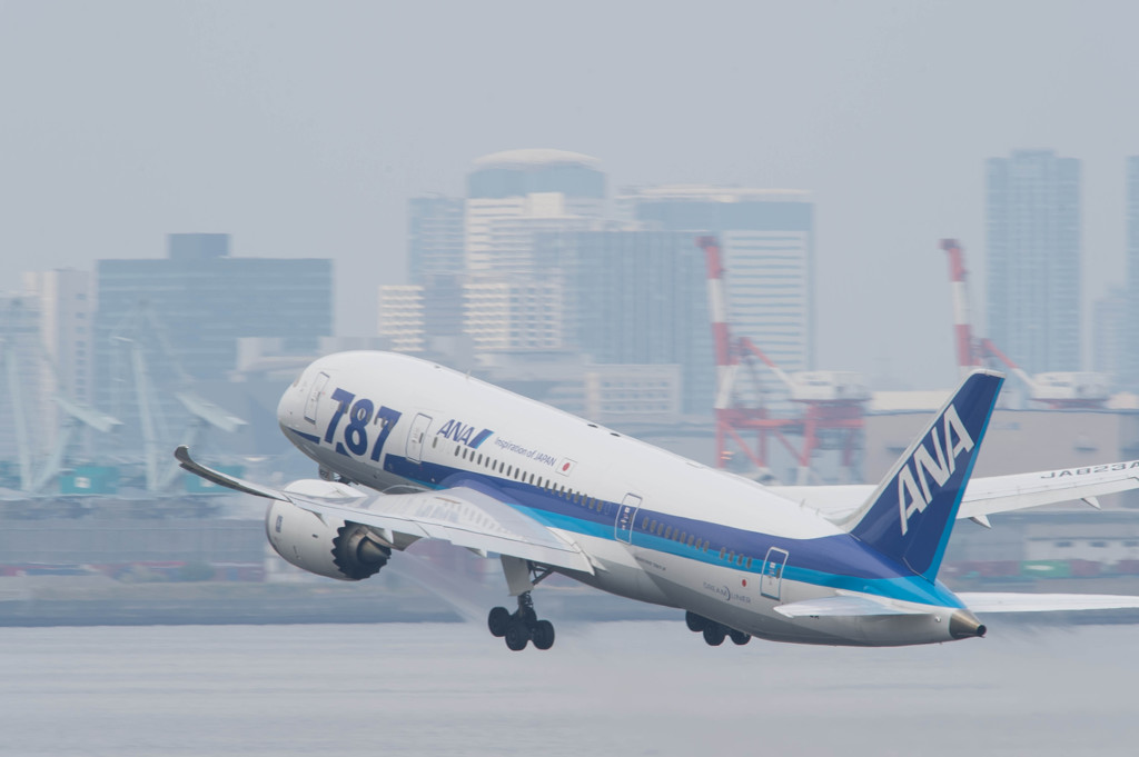 B787離陸