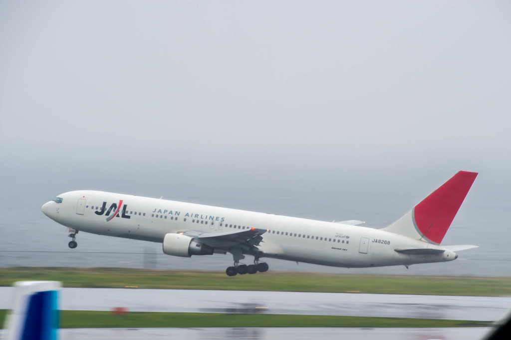 JAL　B767　離陸