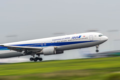 B767　ACL　ヒット