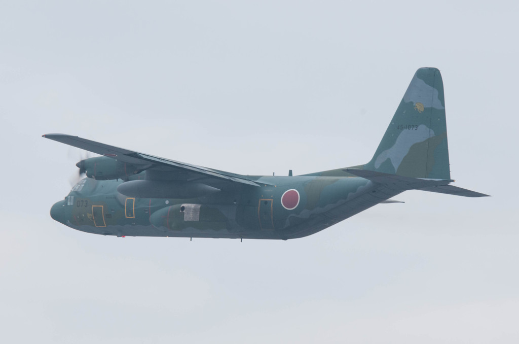 航空自衛隊　C-130