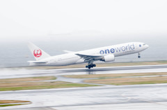 JAL　B777　離陸