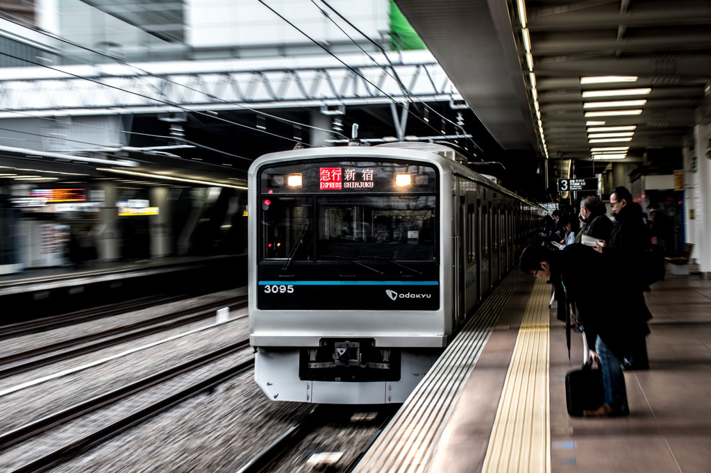 急行列車通過～
