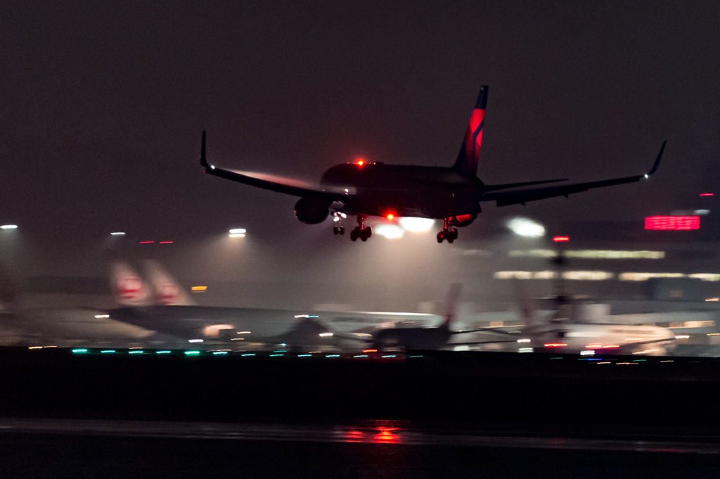 闇夜に浮かぶ・・・4