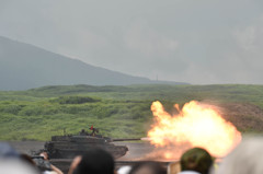 総火演　3　　10式　戦車