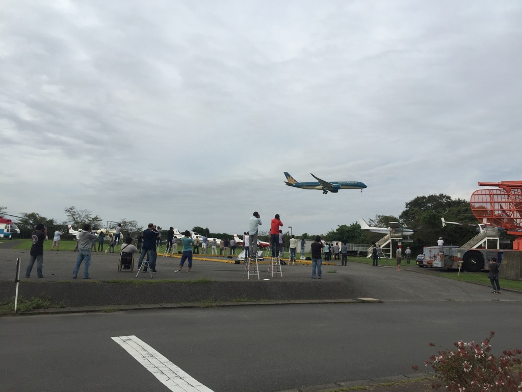 ベトナム航空 A350 日本初飛来