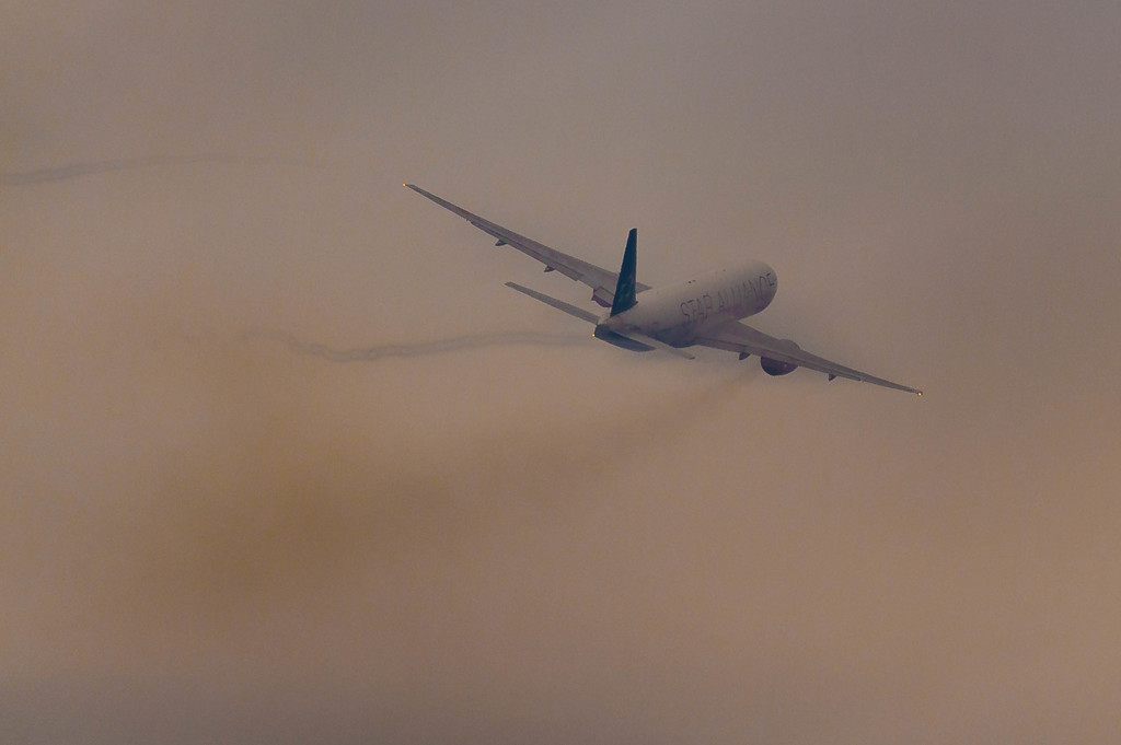 曇天には・・・4