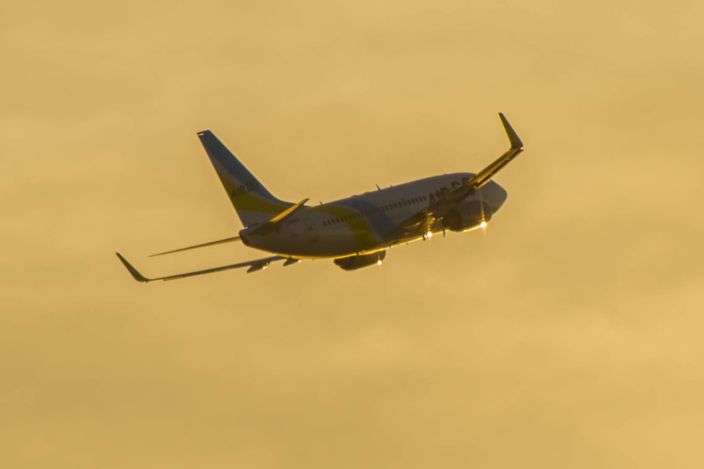 光る機体・・・1