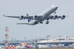 ルフトハンザA340