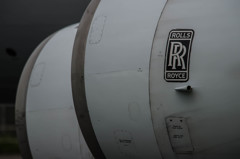 D滑走路へ向かうキャセイB747