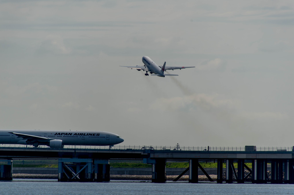 浮島物語　JAL　B777