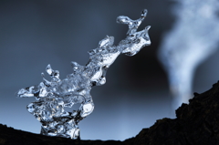 融けた雪の創造