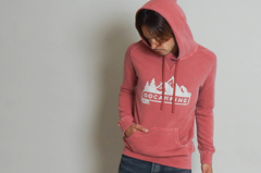 RED PULLOVER