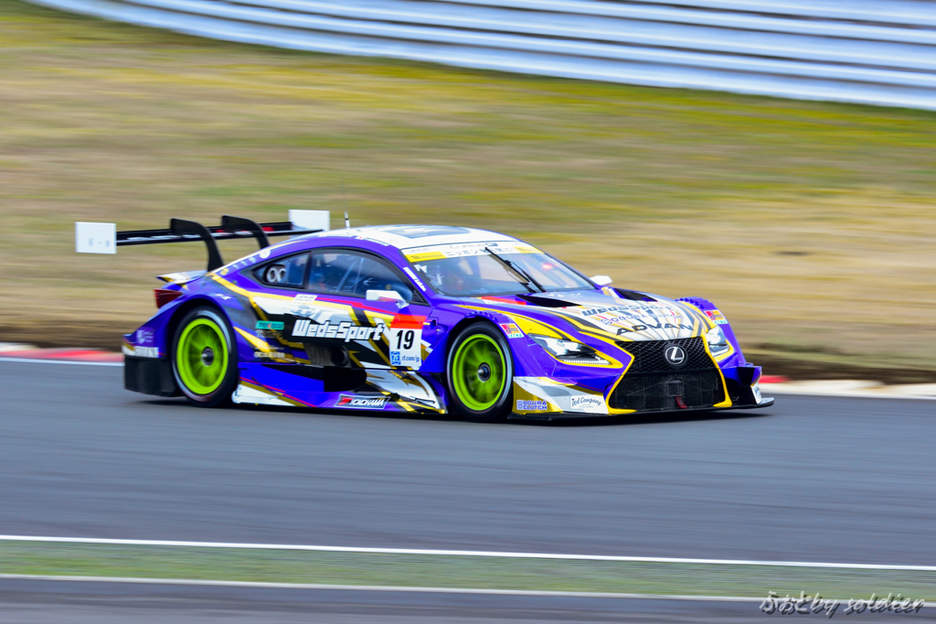 RC F編