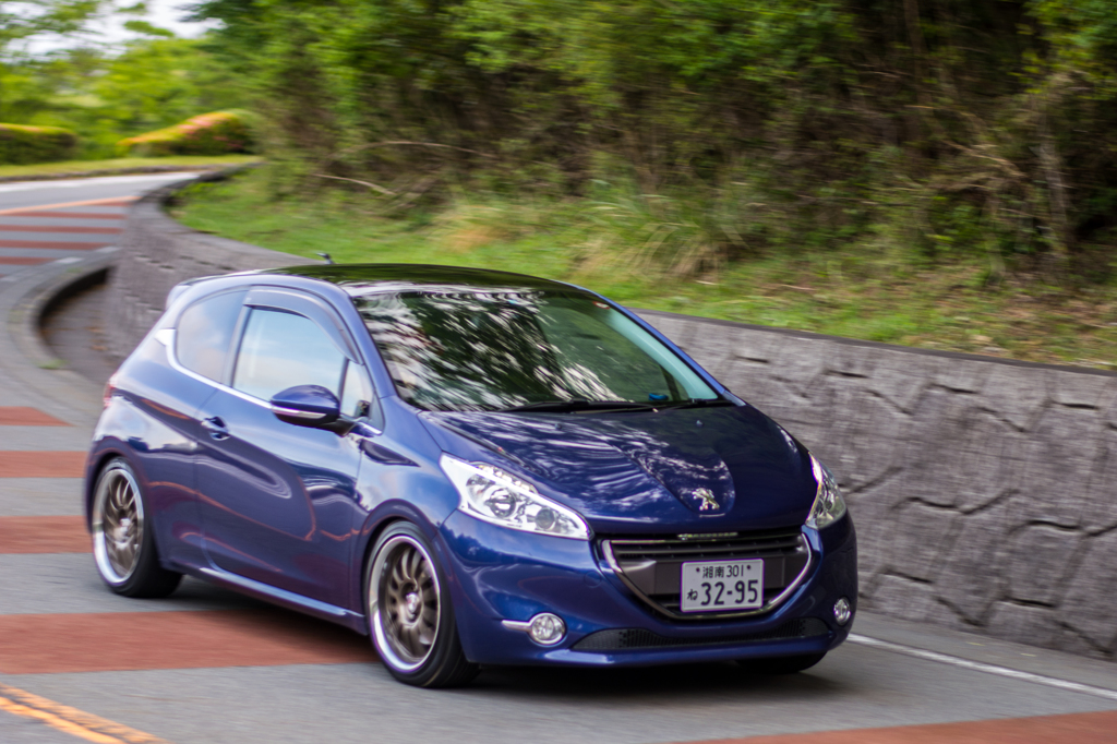 peugeot 208gt