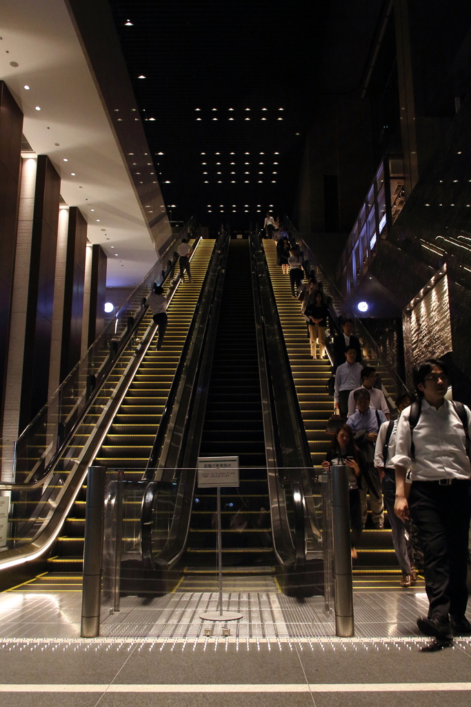 escalator