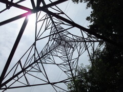 2号送電鉄塔